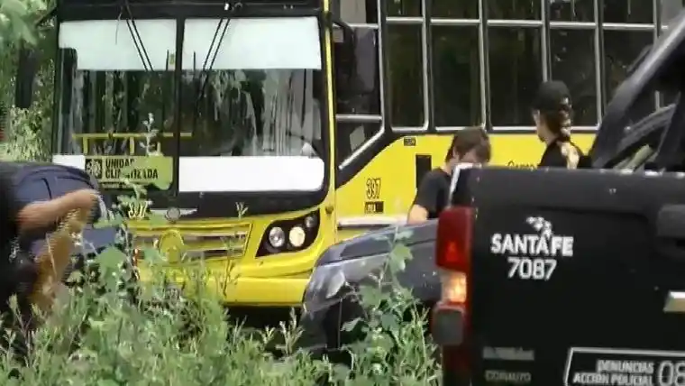 Rosario: hallaron el cuerpo de un hombre en un zanjón