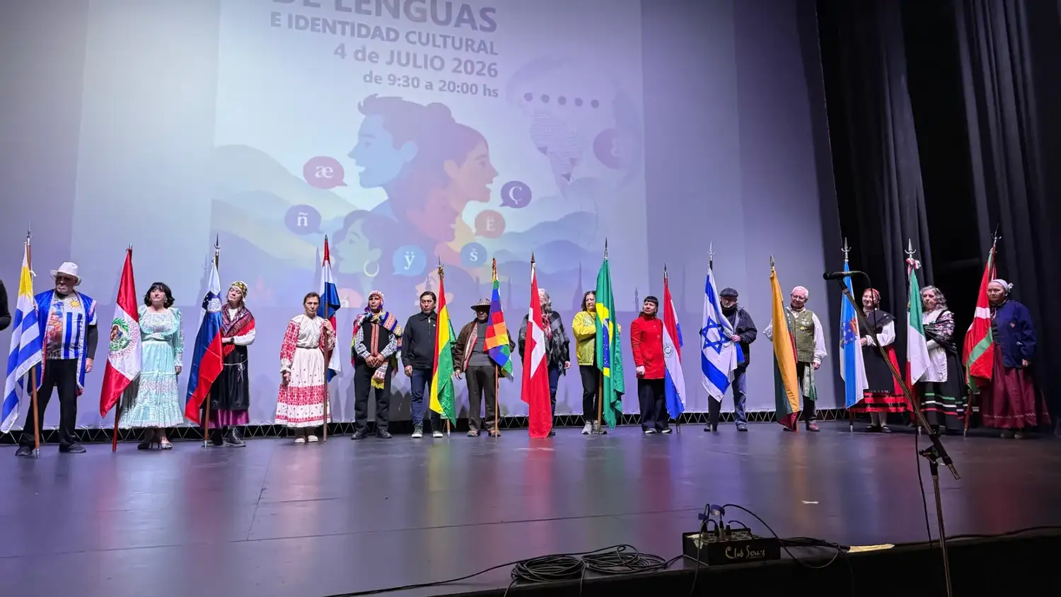 Tandil celebró la diversidad cultural con un encuentro que reunió lenguas, tradiciones e identidades.