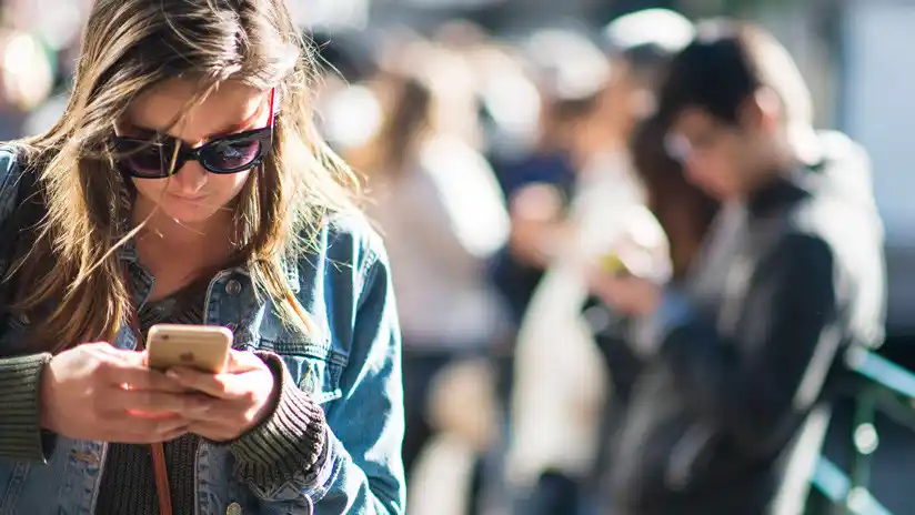 Censura y control de internet: ¿qué poder y alcance tienen Facebook, Google y Twitter?