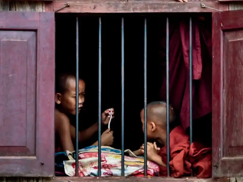 Más de 417 millones de niños viven en pobreza extrema y enfrentan privaciones graves, alerta UNICEF