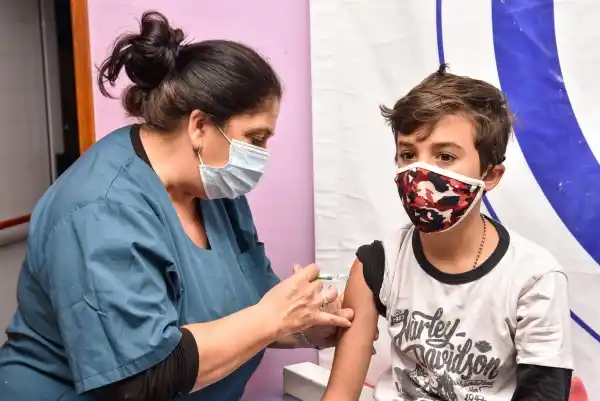 Comenzó ayer la vacunación antigripal pediátrica en nuestra ciudad