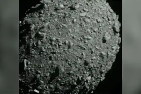 VIDEO | Nave de la NASA impactó a un asteroide para desviarlo de su curso