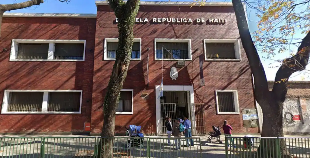 Una alumna murió tras haberse descompensado en la escuela por problemas de desnutrición
