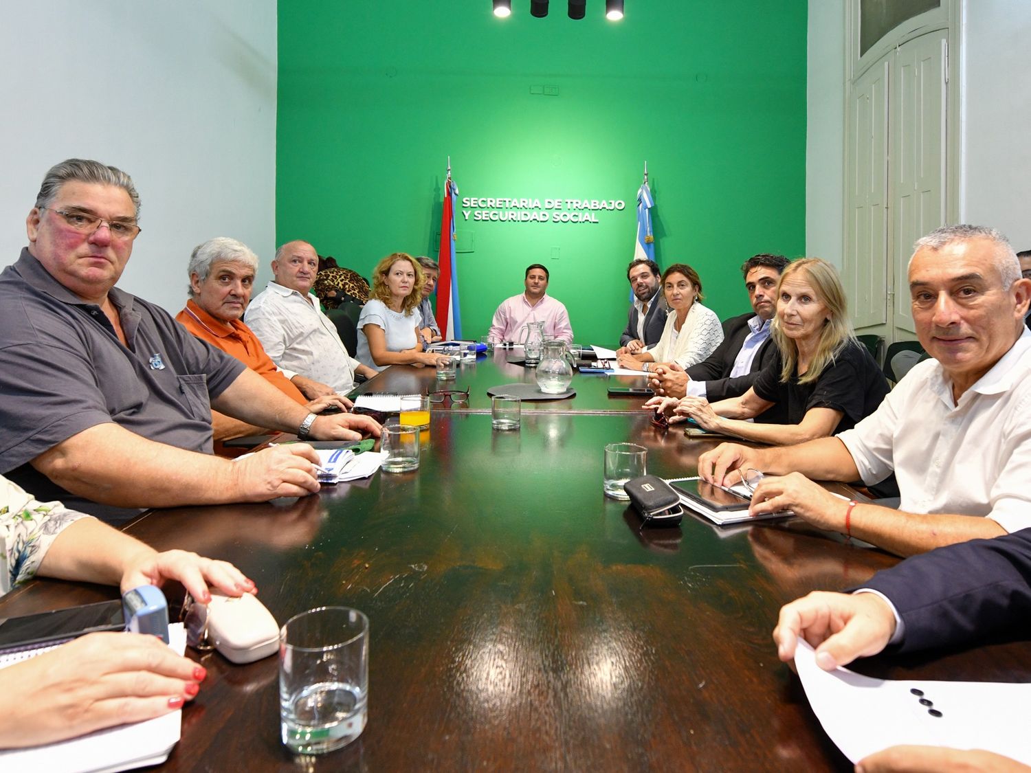 Acuerdo con docentes