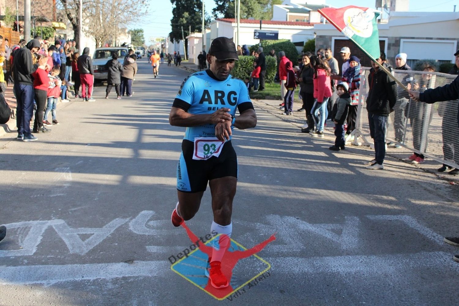 Alejandro Belén busca ayuda para poder competir en el Mundial de Duatlón