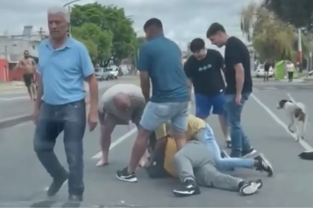 “Acá afanan a cualquier hora, es un peligro este lugar”, expresó un vecino.