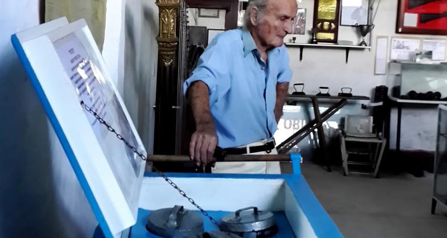 El carro de Pototo  en el Sueño del Tano