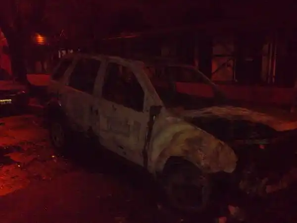 En el marco del paro del tren Sarmiento, el "Pollo" Sobrero denunció que le incendiaron el auto