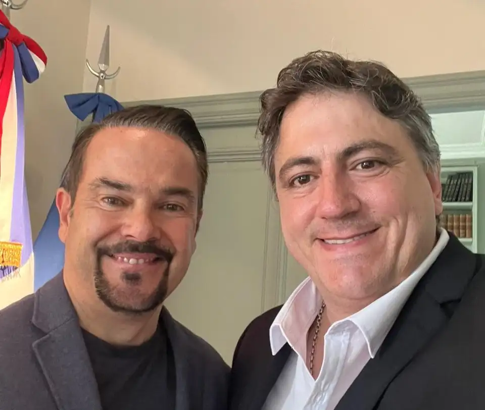 El Embajador de Francia felicitó a Paoltroni por su proyecto de ferrocarriles y la Presidencia del Senado