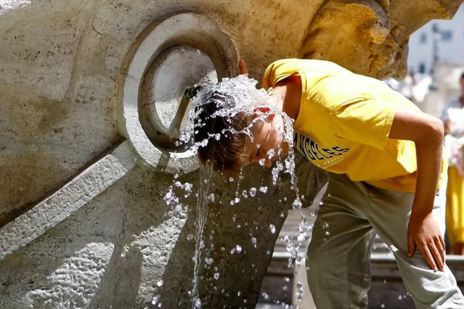 La ONU dijo que el mundo sufrirá olas de calor más intensas y advirtió que las temperaturas nocturnas son más peligrosas