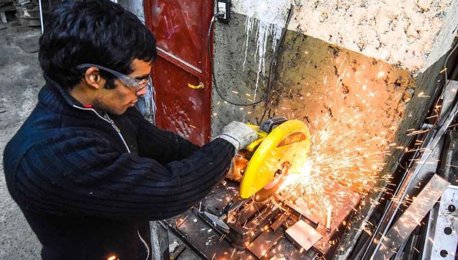 La UOM cerró un 45% de incremento en tres cuotas para el 2022 y revisión en noviembre