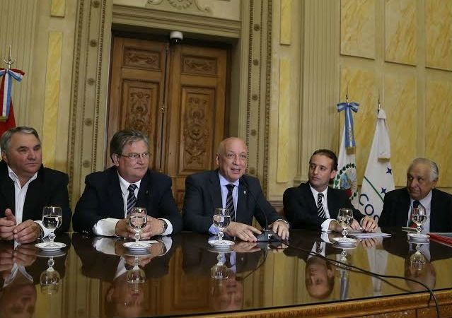 Histórico: se firmó la concesión de la Zona Franca de Santa Fe