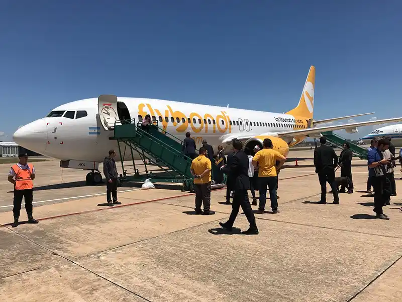 Flybondi arranca en abril los vuelos de Rosario a Tucumán