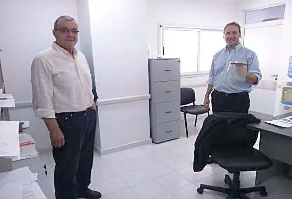 La empresa Imperial Cord entregó 100 máscaras al Hospital Centenario