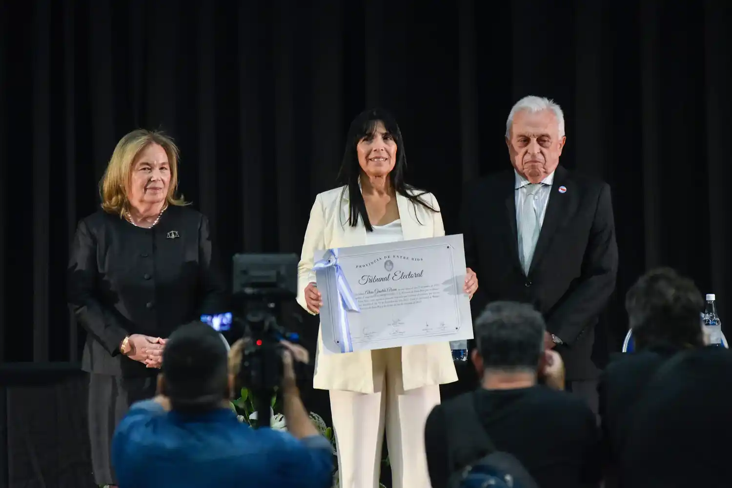 Aluani buscará el consenso a través del diálogo en el Senado