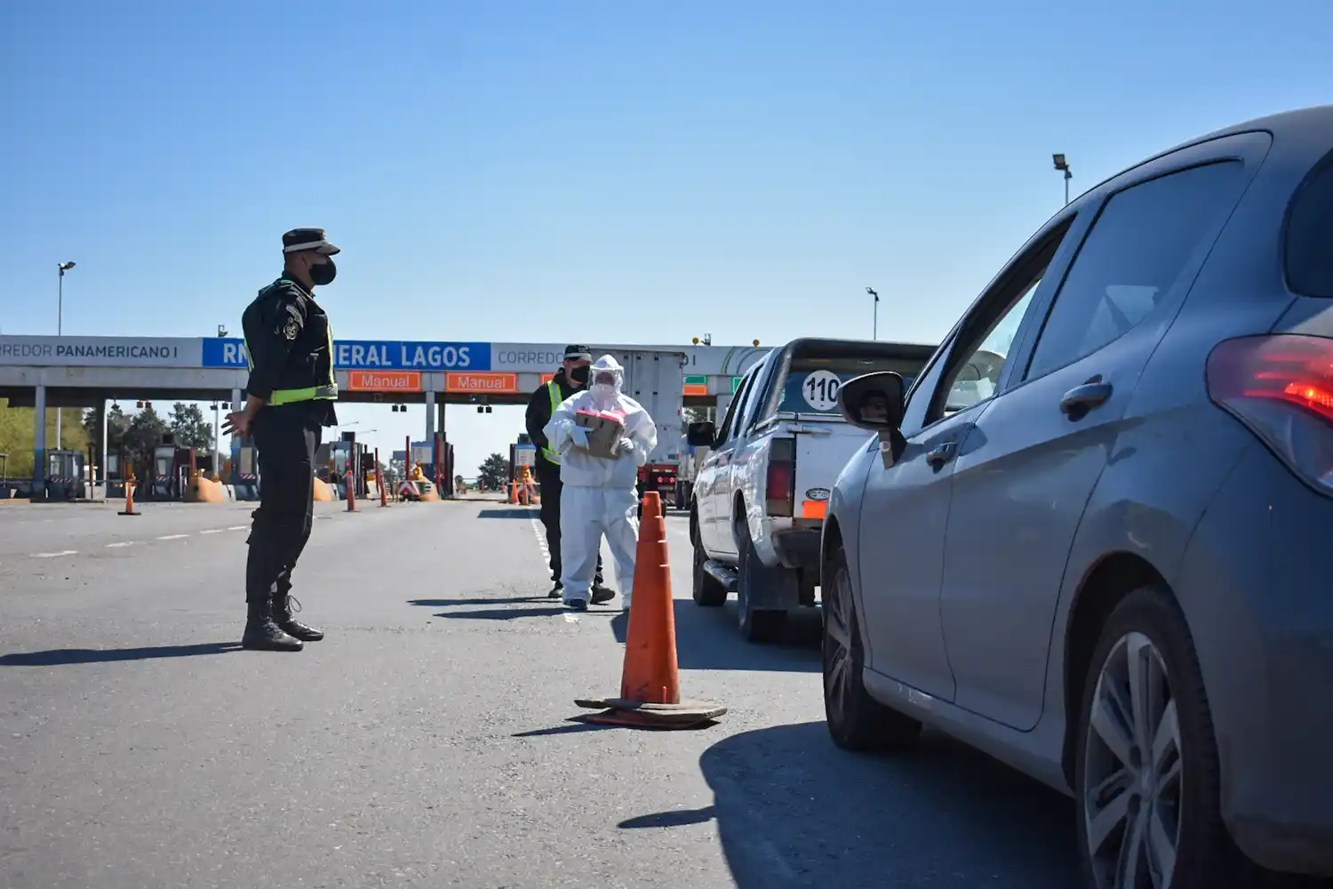 Refuerzan el control de vehículos en los ingresos a territorio santafesino
