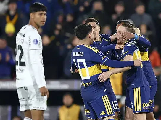 Boca jugó un partido convincente y dejó casi definida la serie.