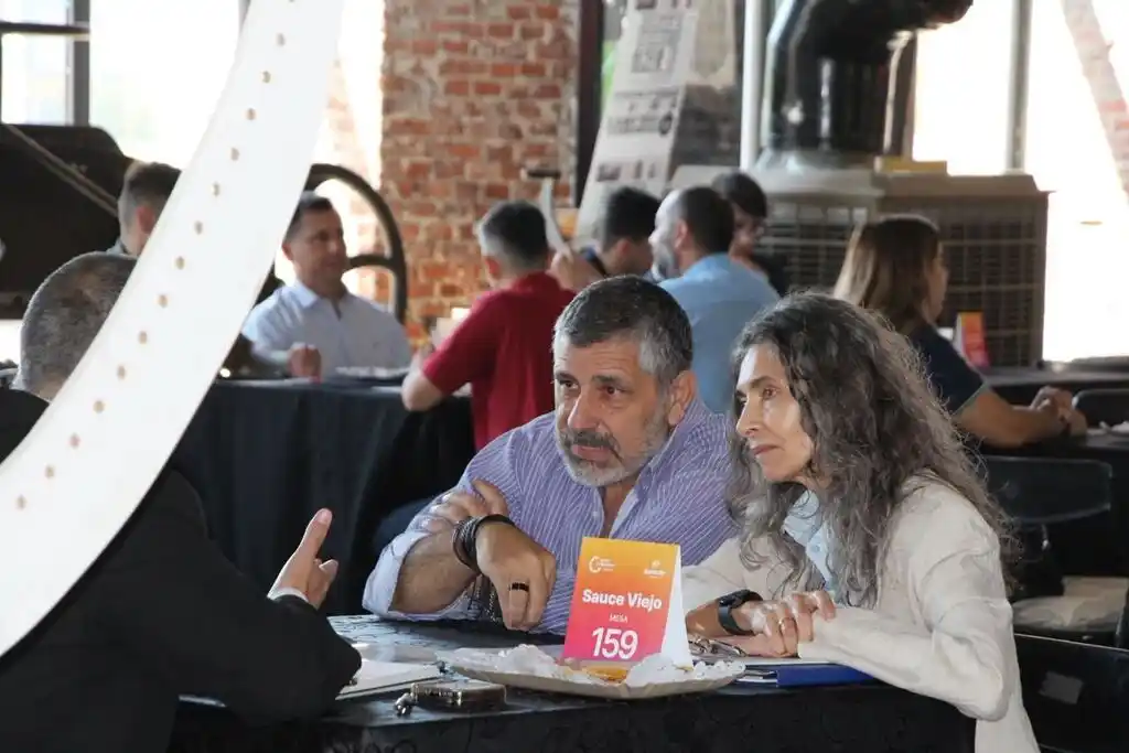 Santa Fe lanzará una nueva ronda de negocios público-privada orientada a incorporar tecnología en la gestión estatal y en el entramado productivo.