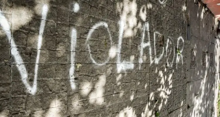 Los docentes abusadores  cada vez más complicados