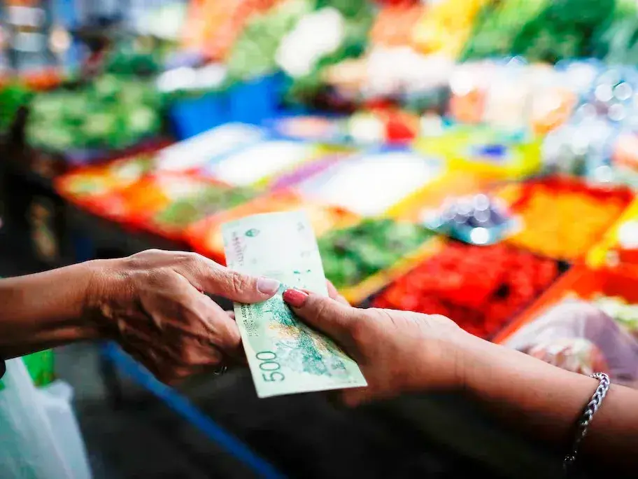 Una familia tipo necesita más de $1.560.000 para no ser pobre