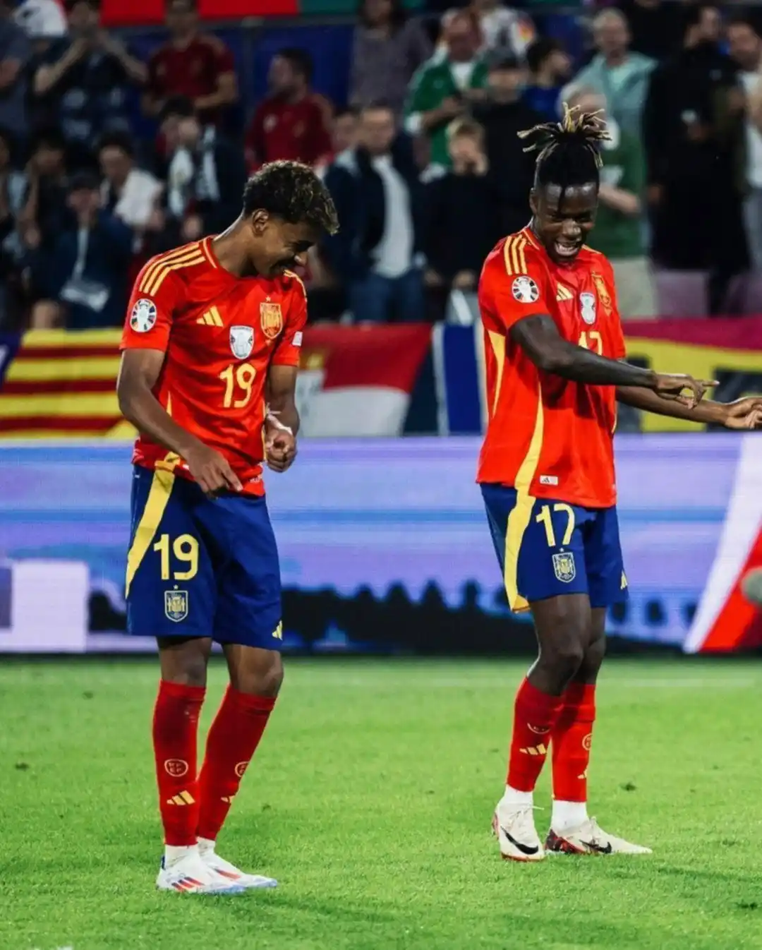 La nueva generación de la selección española: ¡juego, baile y diversión!