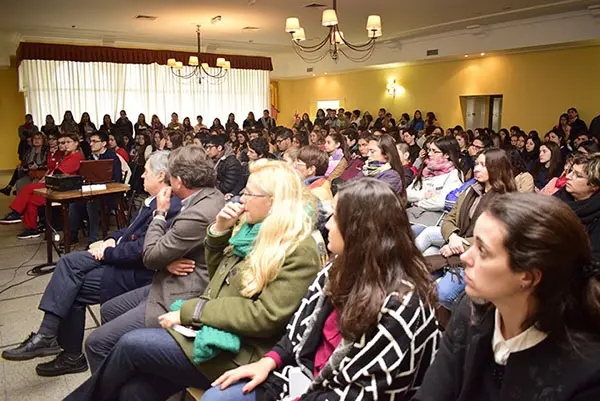 Presentaron carreras universitarias que se podrán cursar en Lobería