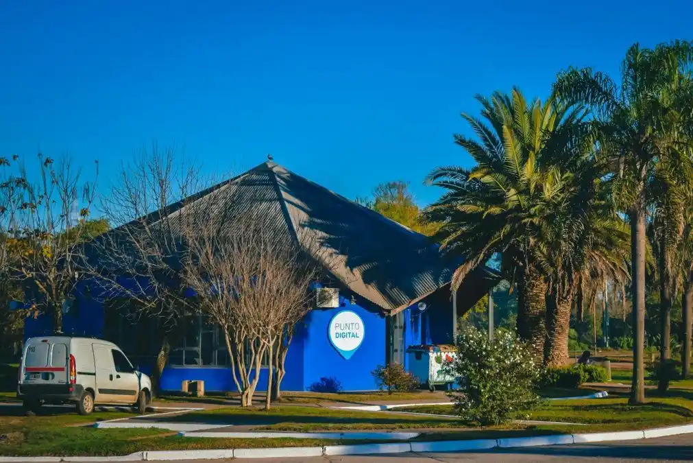 Capacitación gratuita a emprendedores: Ventas en redes sociales