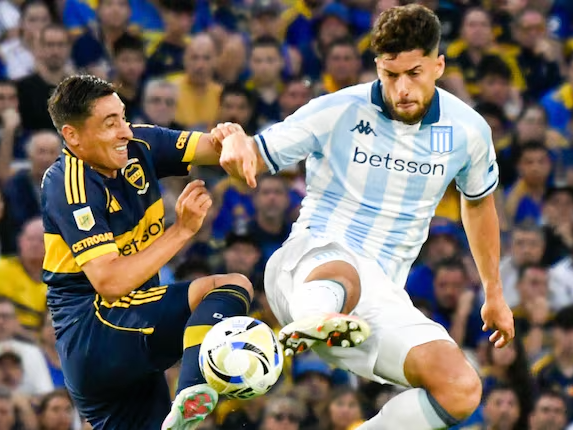 Partido clásico entre Boca y Racing por el Interzonal a las 20 en la Bombonera. Foto: Fotobaires