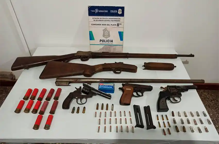 Hombre de 83 años amenazó con asesinar a su hija: en un allanamiento, le encontraron varias armas