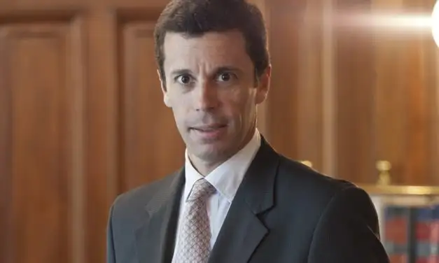 Denuncian que el responsable de la Compañìa Entrerriana de Gas le depositan su sueldo en Buenos Aires y no va a trabajar
