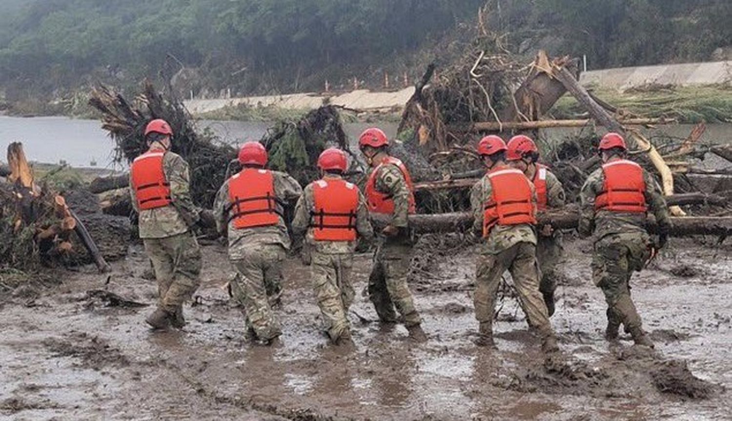 Más de 90 muertes por inundaciones en Texas: campamento confirma 27 víctimas