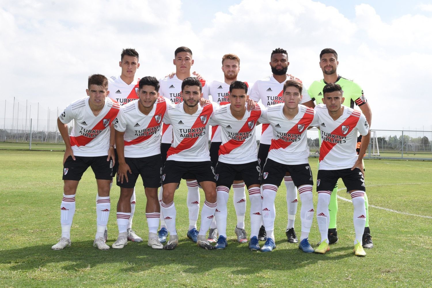 Tonchi González Debuto En La Reserva De River