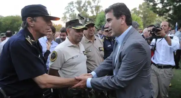 51 comisarios de la Policía bonaerense fueron pasados a retiro