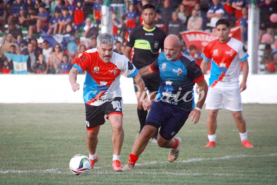 Comenzó el torneo de fútbol Sur Cup