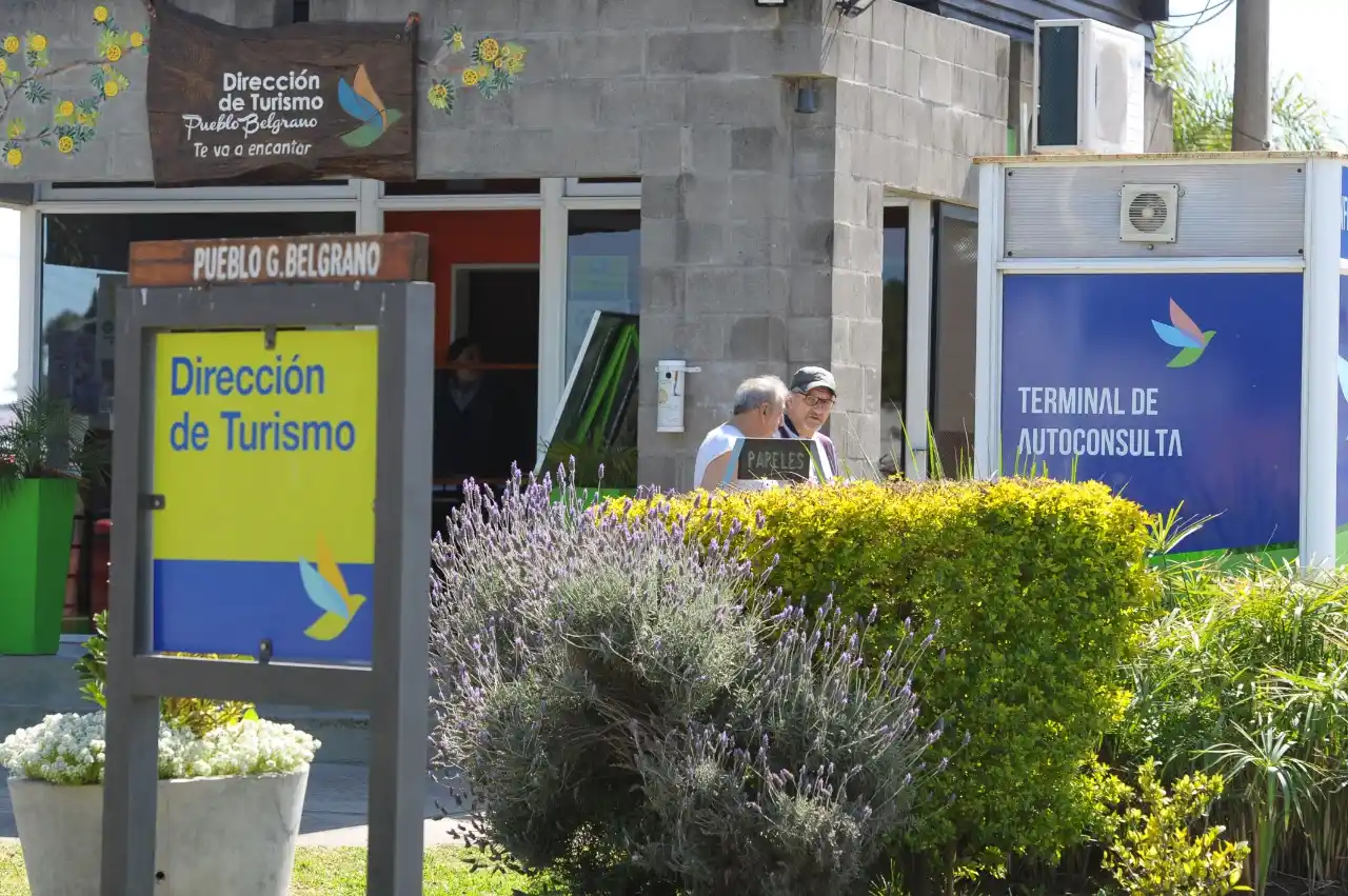 Las casas de temporada en Pueblo Belgrano deberán registrarse ante la Dirección de Turismo