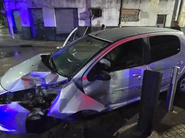 Trágico accidente en Rosario: un hombre falleció y su acompañante resultó herida