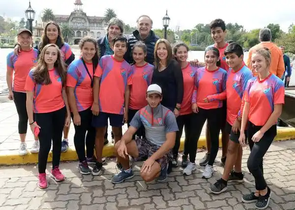 Tigre acompañó el 105° aniversario del Club de Regatas Hispano Argentino