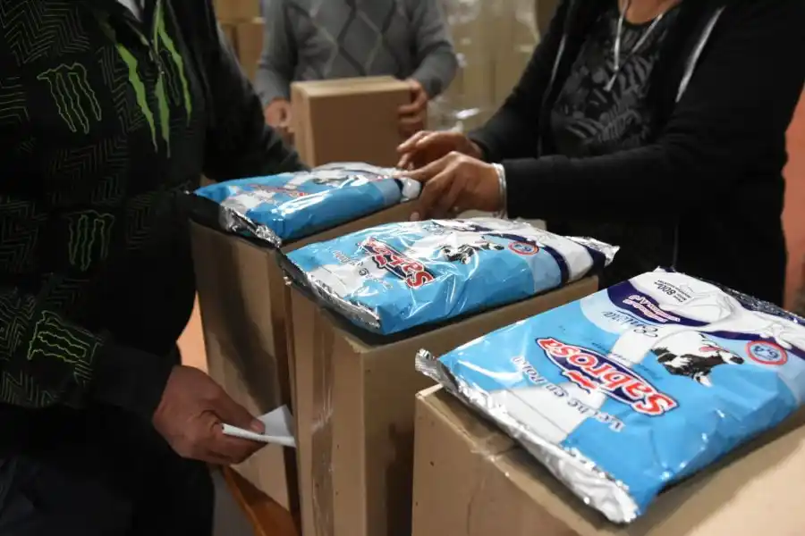 Finaliza la entrega del refuerzo alimentario de este mes