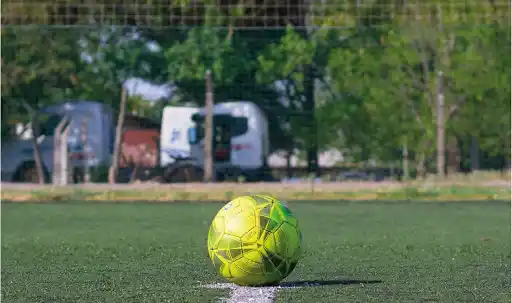 Mar del Plata en rebelión: También quieren abrir chanchas de fútbol y salones de fiesta