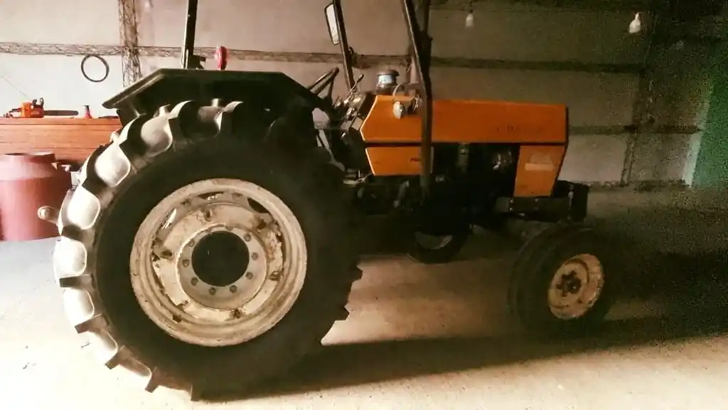 Paso de la Laguna: la Comuna adquirió nuevas cubiertas para su maquinaria