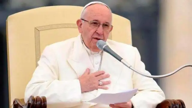 El Papa Francisco llamó a los padres del joven asesinado por rugbiers