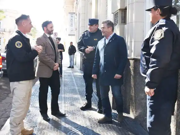 El ministro Roncaglia y el Intendente Azcué compartieron una jornada de trabajo en la ciudad