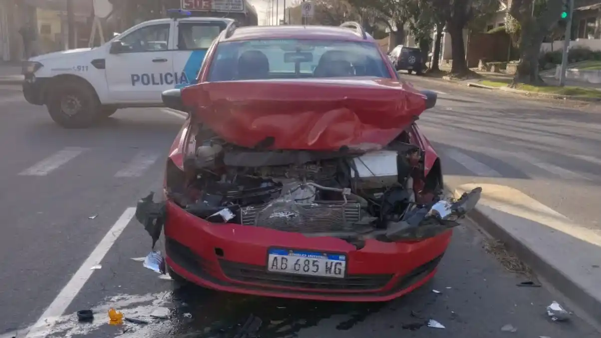 El automóvil involucrado en el siniestro se encontraba afectado al servicio de remís.