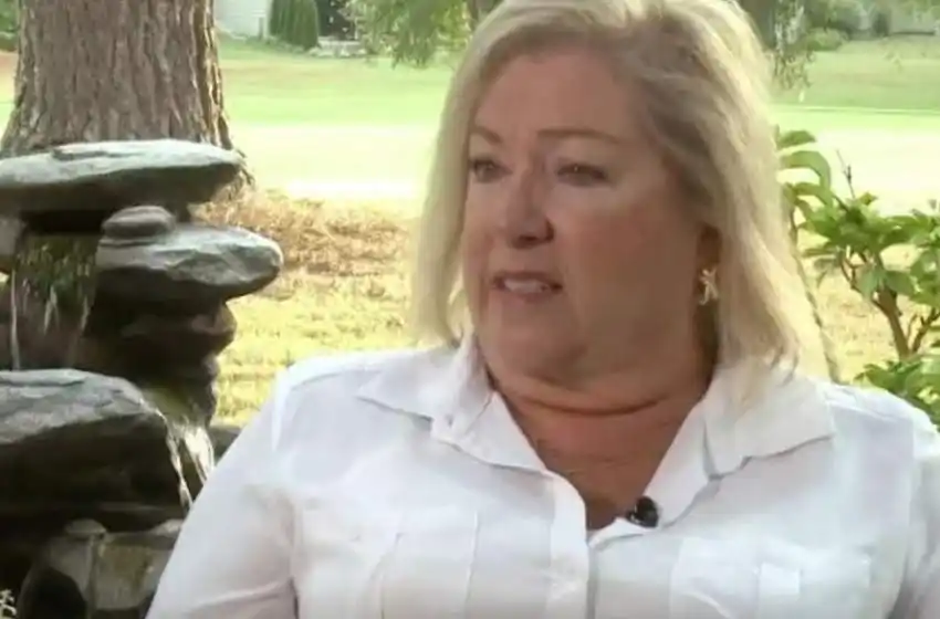 Casi pierde un brazo por una bacteria que contrajo cuando se hacía la manicura