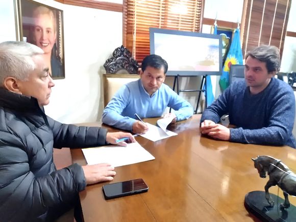 Ramón Salazar, sin filtro contra su padre y Carrasco: "Lamento que San Pedro esté gobernado por delincuentes"