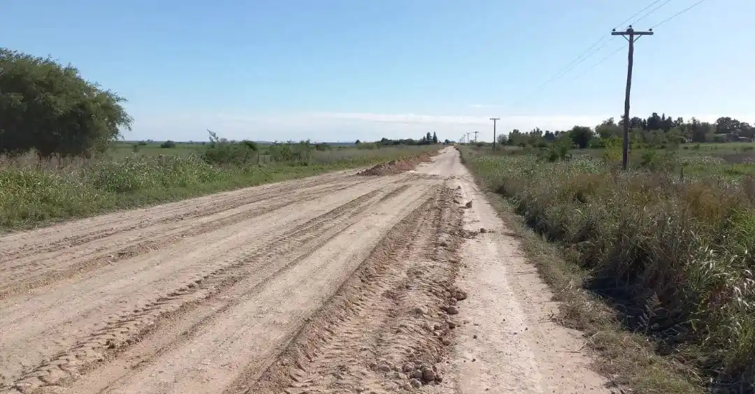 Juntan firmas para que el asfalto hacia la Comuna de San Rafael pueda hacerse realidad