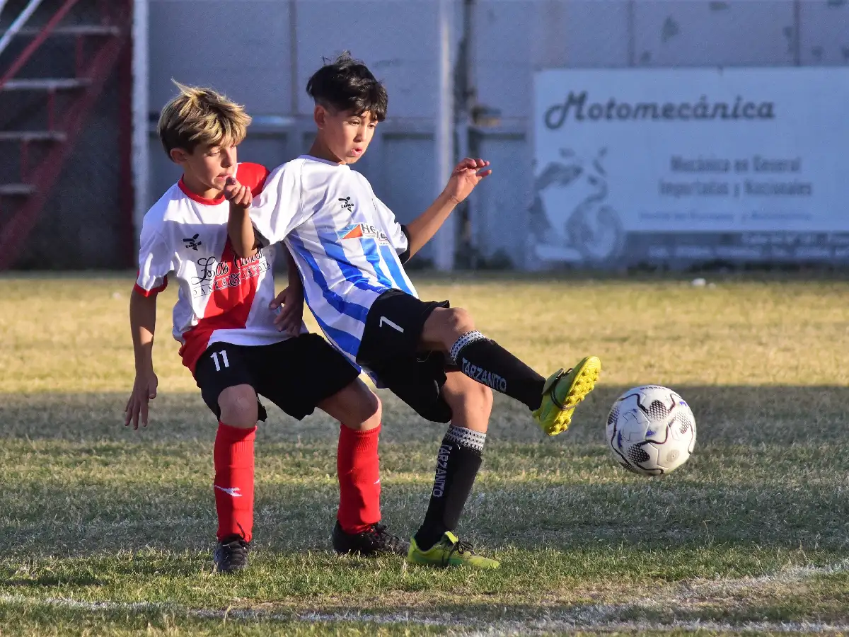 Sigue la acción en el Baby Fútbol