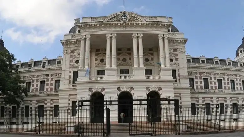 La Casa de Gobierno de la Provincia de Buenos Aires.