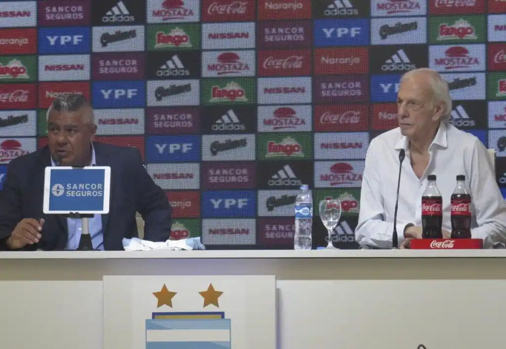 Menotti se reunió con  Tapia por la selección local