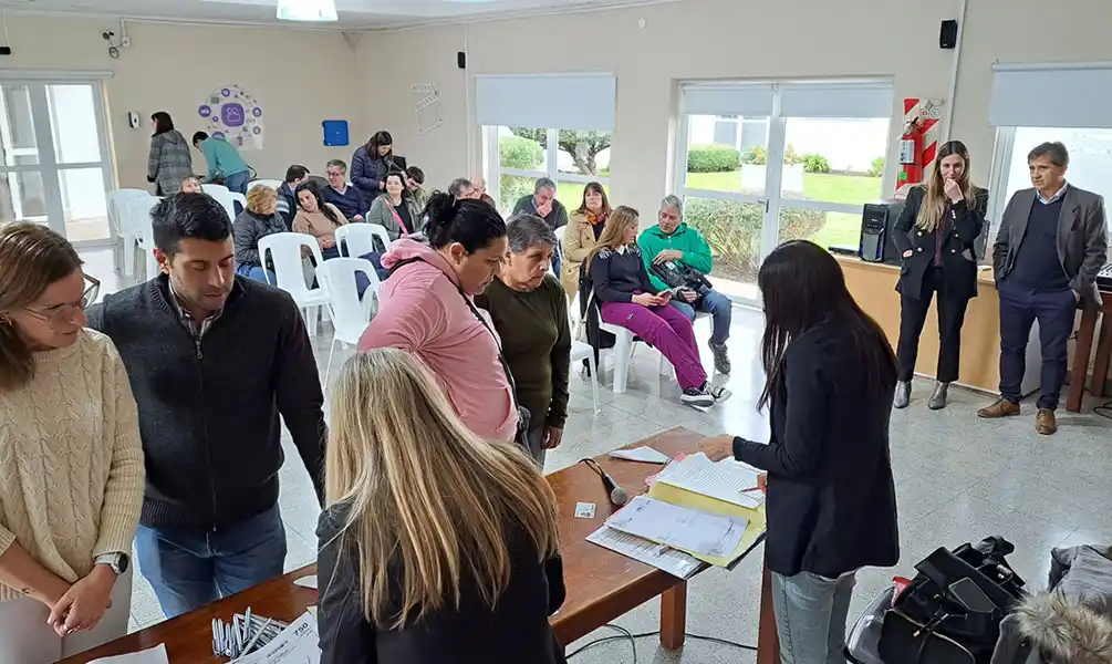 Escrituración. Se firmaron 20 títulos durante el acto en el CIC Evita